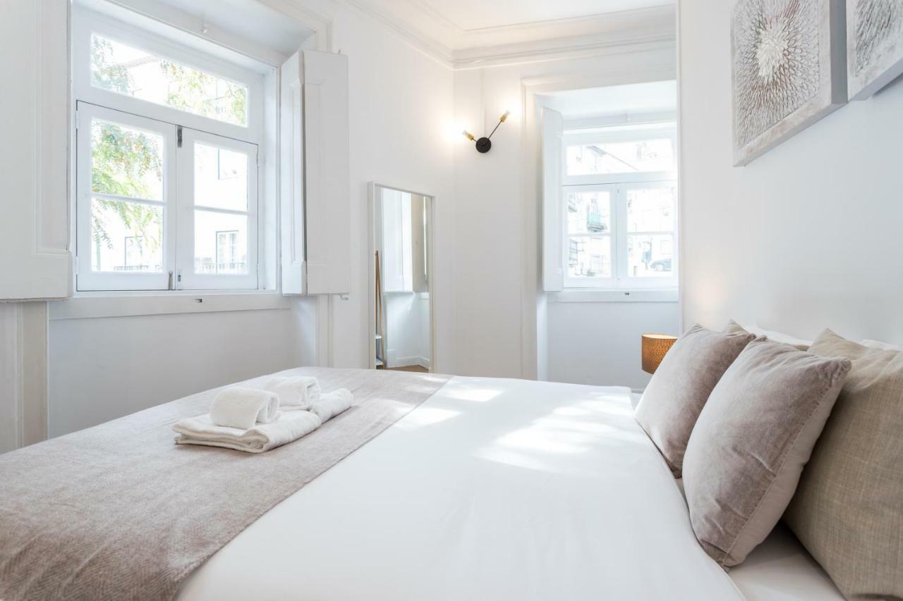 Alfama Tale Four-Bedroom Apartment W/ River View - By Lu Holidays 리스본 외부 사진