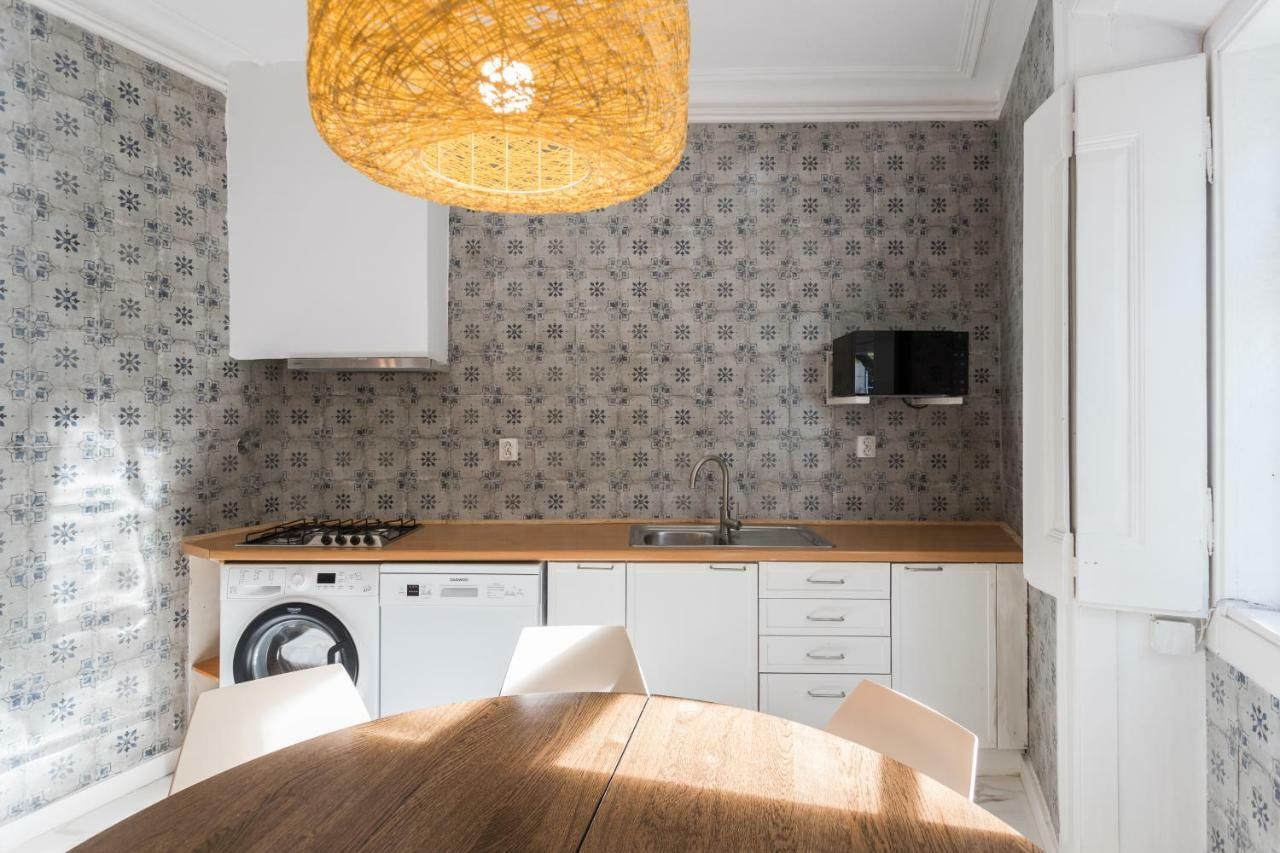 Alfama Tale Four-Bedroom Apartment W/ River View - By Lu Holidays 리스본 외부 사진